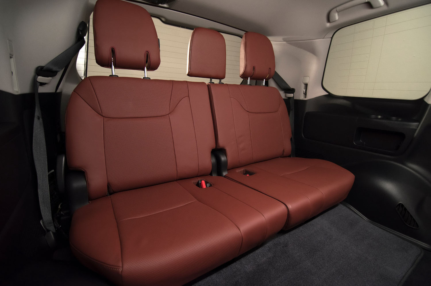 Comparison - Lexus LX 570 2015 - vs - Lexus GX 460 Luxury 2015 | SUV Drive